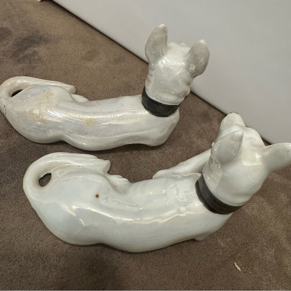 Doberman Pincher Figurines White Made In Japan - Set Of 2 - Picture 6 of 6